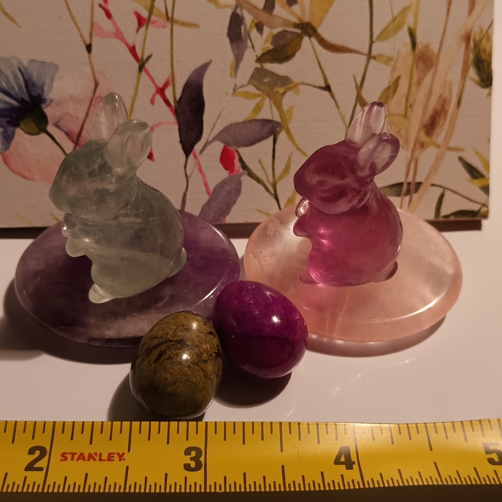 Elegant Crystal Bunny Figurine Set